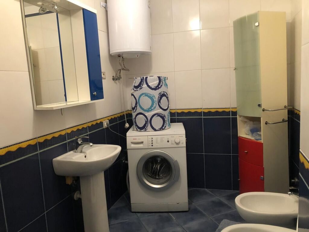 Shitet Apartament 2+1+2 – Liqeni i Thatë