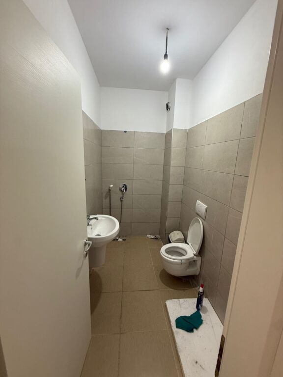 APARTMENT 2+1 FOR RENT ON BARRICADES STREET