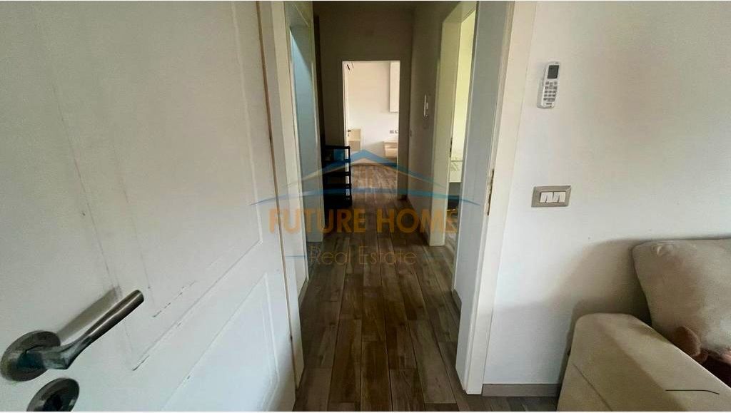 🏠 Ampio 2+1+2 in Affitto a Unaza e Re! 📍