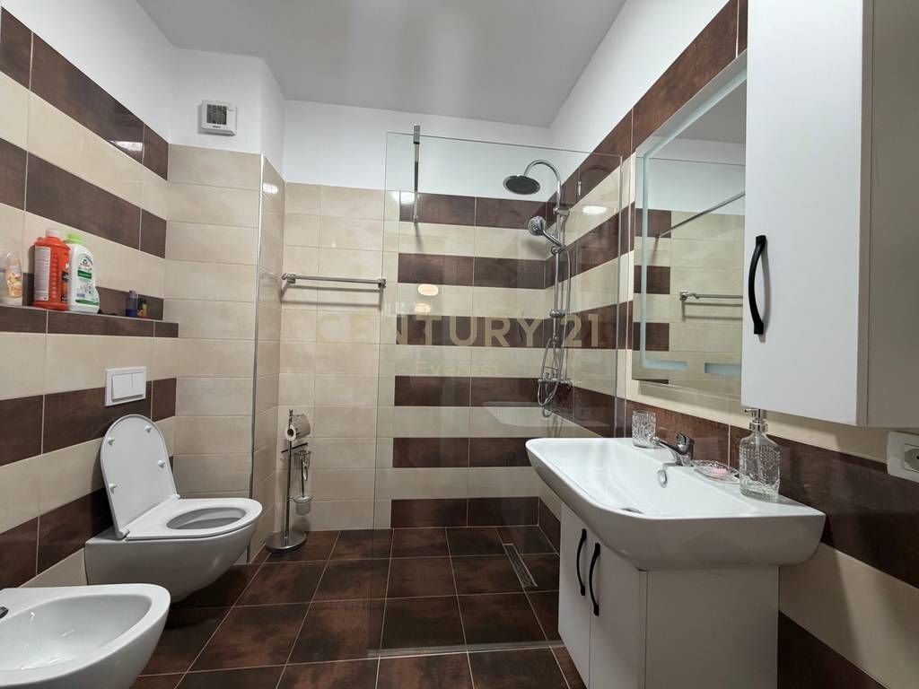 LAPRAKE, APARTAMENT 2+1+2 PER QIRA 650 € /Muaj Sip. Totale  110m2