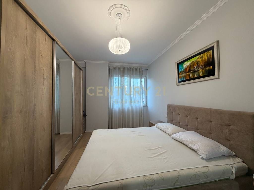 JEPET ME QIRA APARTAMENT 2+1+2 NE LAPRAK