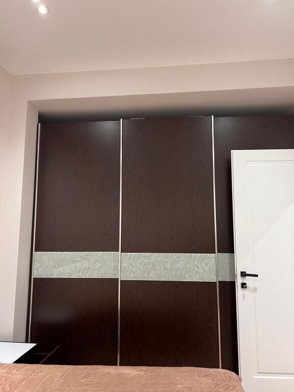 Apartament 1+1 me qera tek Mine Peza prane Rosman Lala
