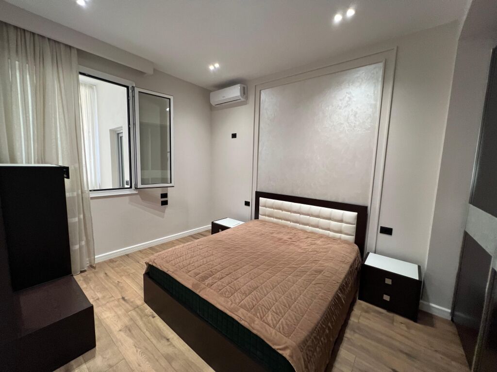 📣 SUPER RENT Apartment 1+1 📍 Near the "Durresit" Road ✨💶 Price 600 Euro (Non-Negotiable)