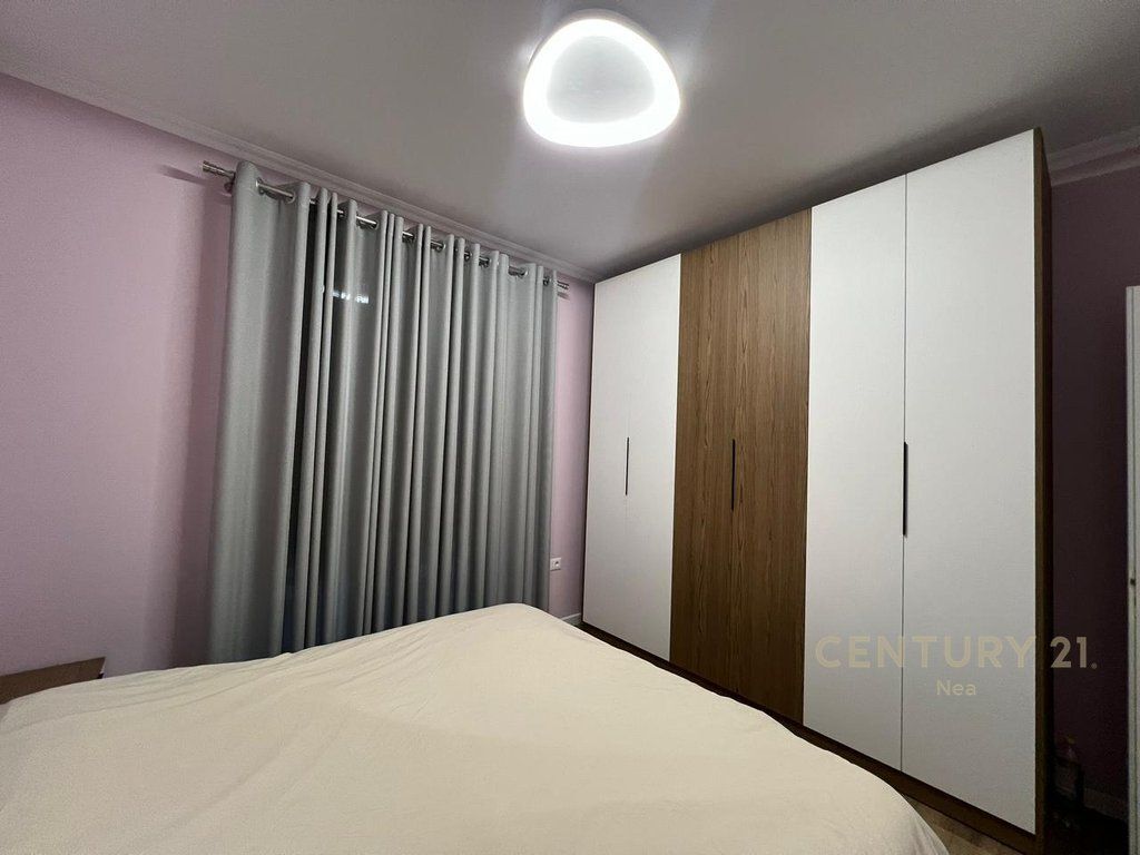 APARTAMENT 2+1+ POST PARKIMI ME QIRA - KOMPLEKSI ERLI 700 € /Muaj Sip. Totale  97m2