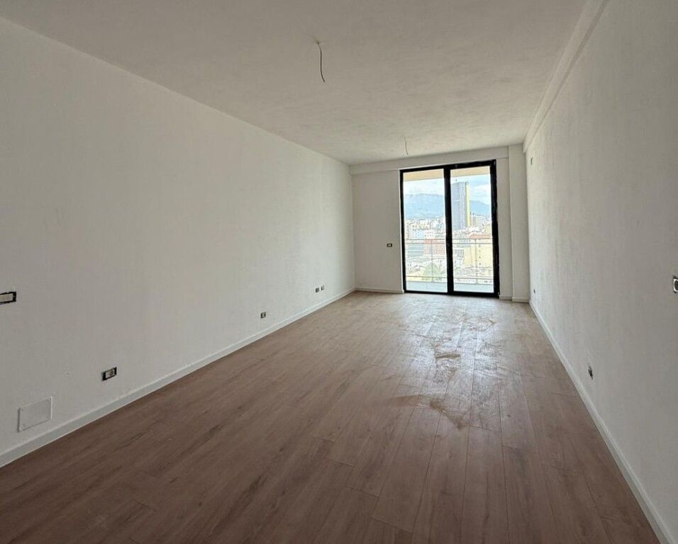 📌 Office for Rent – Golden Tower, Mine Peza