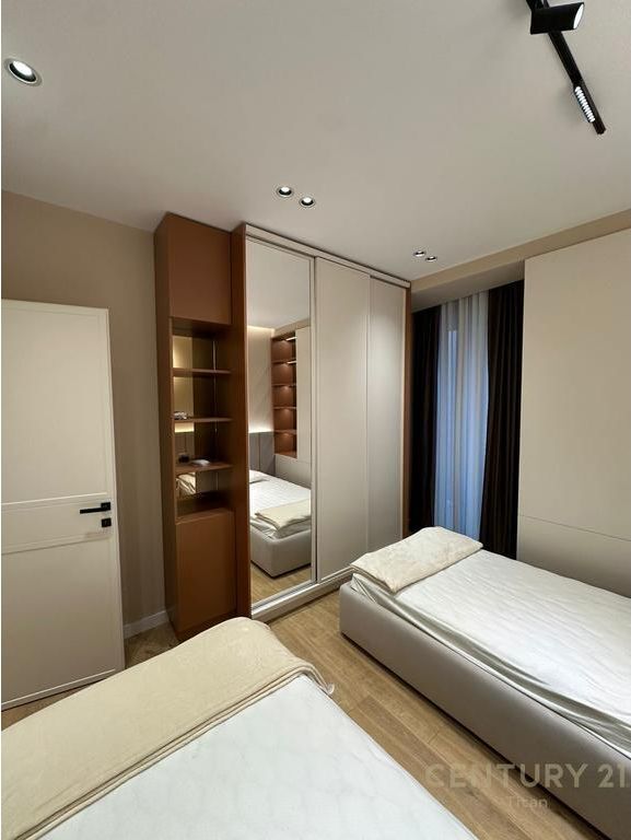Apartament modern 2+1 per shitje te "Golden Tower Residence" 300,000 € Sip. Totale  94m2