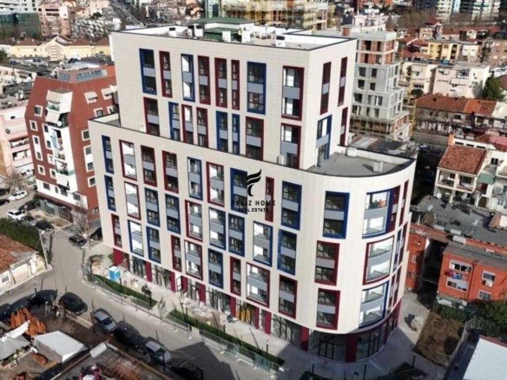 VENDESI APPARTAMENTO 2+1+2 COMUNE DI PARIGI 309.000 EURO FH-603
