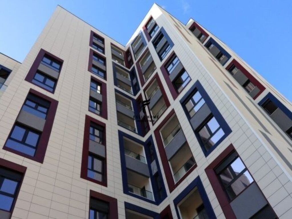 VENDESI APPARTAMENTO 2+1+2 COMUNE DI PARIGI 309.000 EURO FH-603