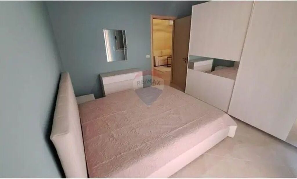 Apartament 2 + 1 me qira te Prokuroria e Tiranës