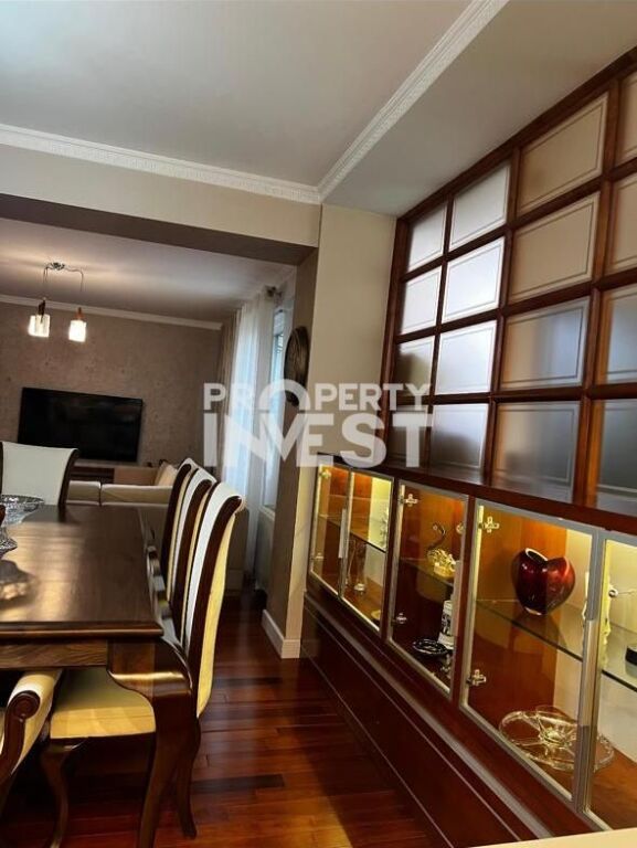 Apartment 3+1 for sale in Bllok.