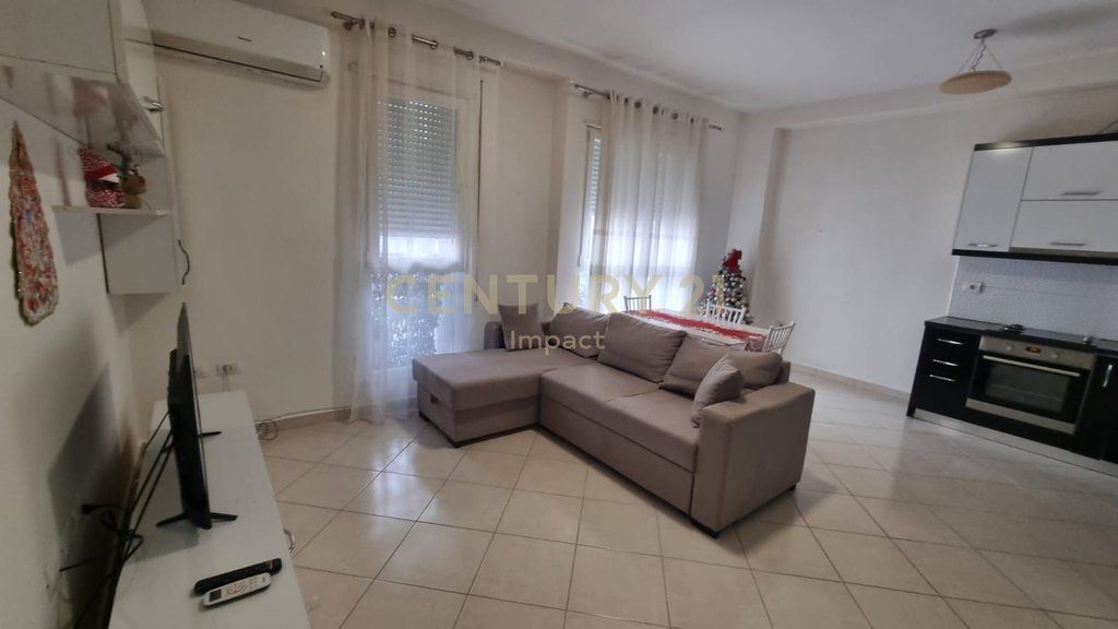 Apartment 1+1 for rent in the 21 Dhjetori area, on Muhamet Gjollesha Street, Tirana.