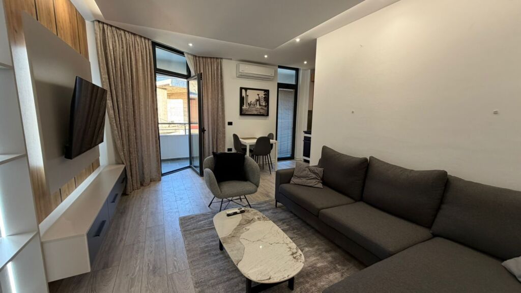 Jepet apartament 1+1 White Hill Durres