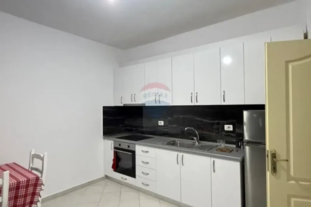 Appartamento 2+1 in affitto a Vila L, Astir