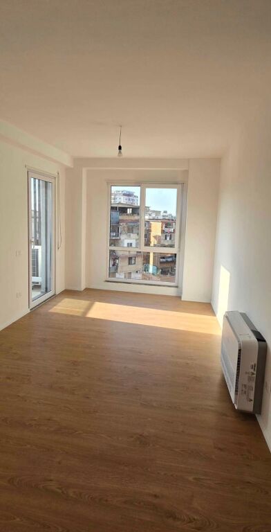 📌Office for Rent 2+1+2 + Parking – Don Bosko (Egnatia Street)