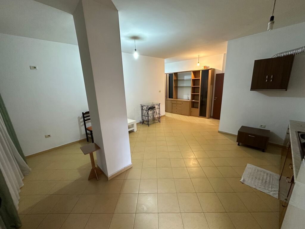 Appartamento 1+1 in affitto vicino a Spak in via Jordan Misja
