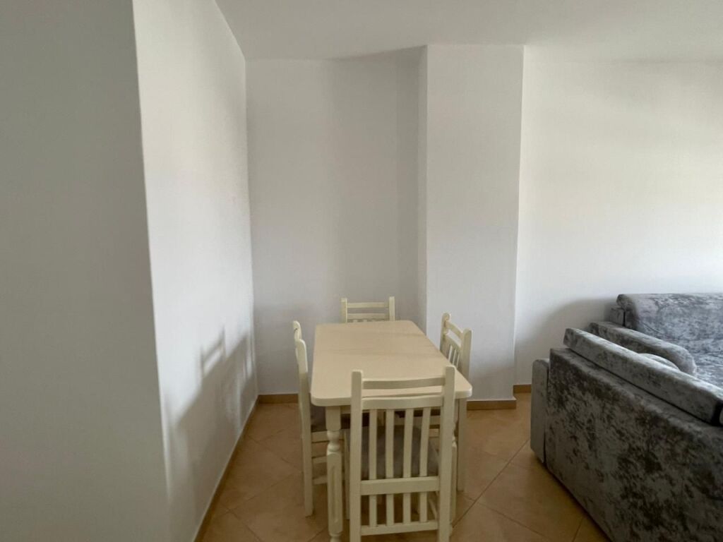 Appartamento 1+1 in affitto a Spitallë, Durrës.