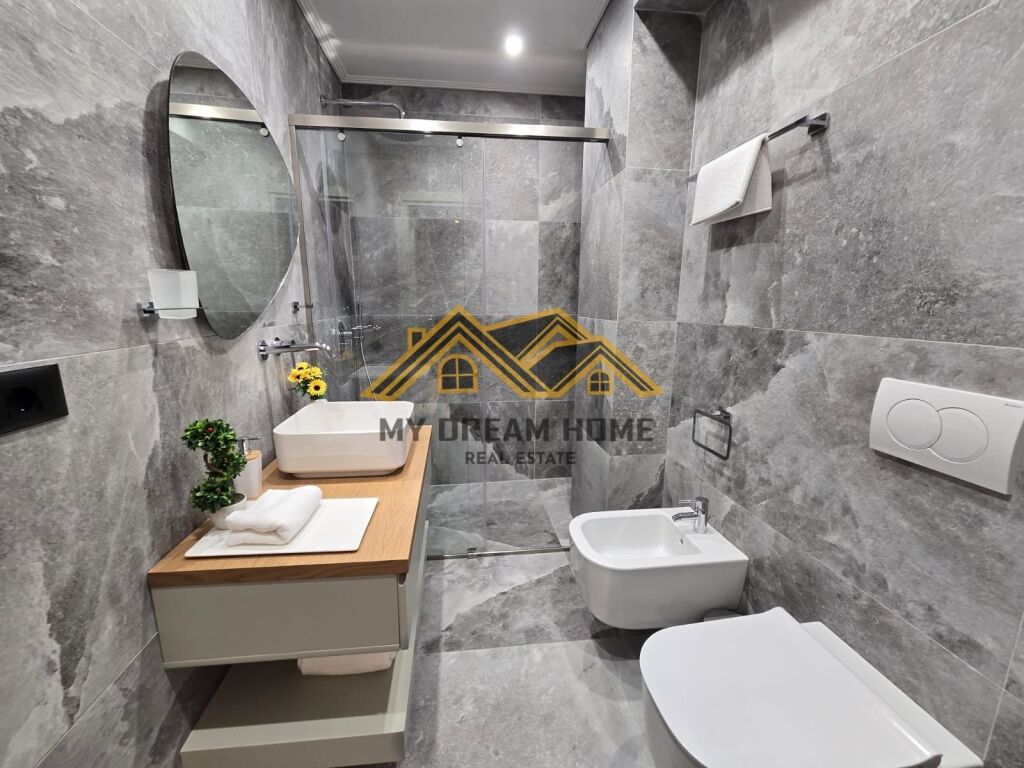 SHITET APARTAMENT 1+1 PLAZH TEK HOTEL ADRIATIK!