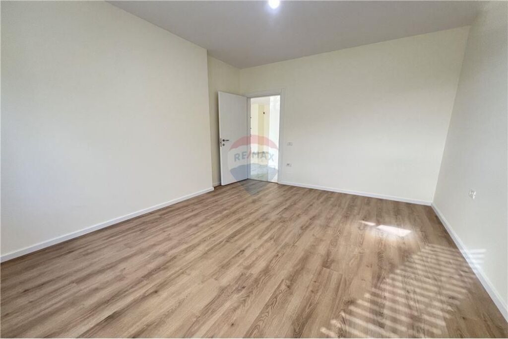 🔥 OKAZION NË SHITJE PRANË Lungomare! 🌊🏡