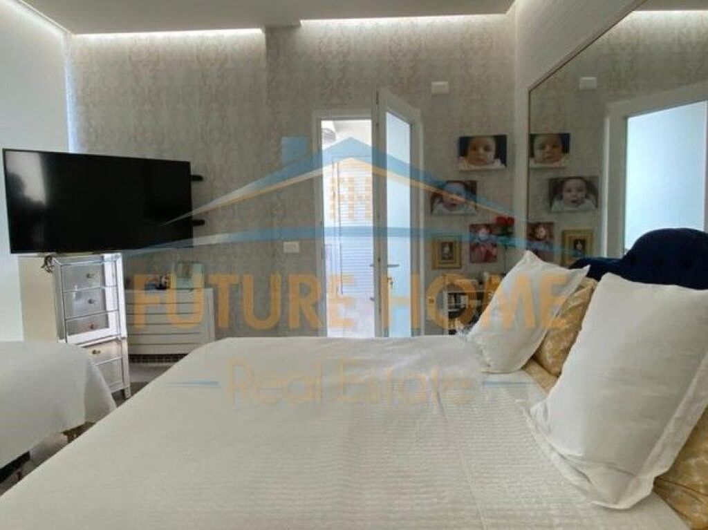 Shitet, Apartament 3+1+3, Liqeni i Thate