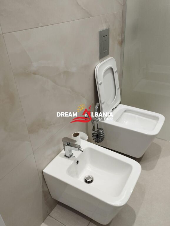 Apartment 1+1 for Rent on 5 May Street near Concord, Tirana (ID 42111538)