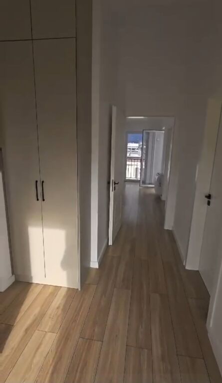 Jepet me qera super vile 3 Kate + oborr +2 post parkime kompleksi " Vılat Lule" Mjull Bathore,Sauk Tırane.