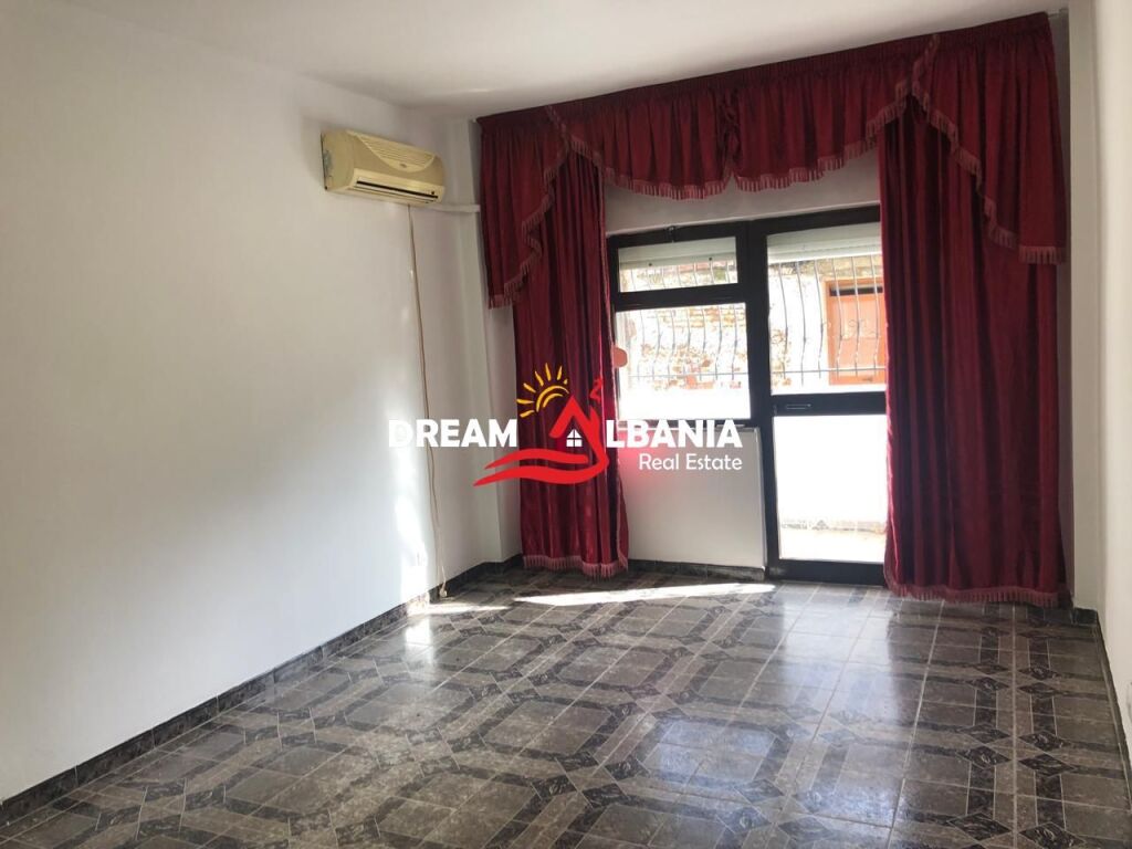 Apartment for rent 2+1+2 on Kavaja Street, Tirana (ID 4229490)