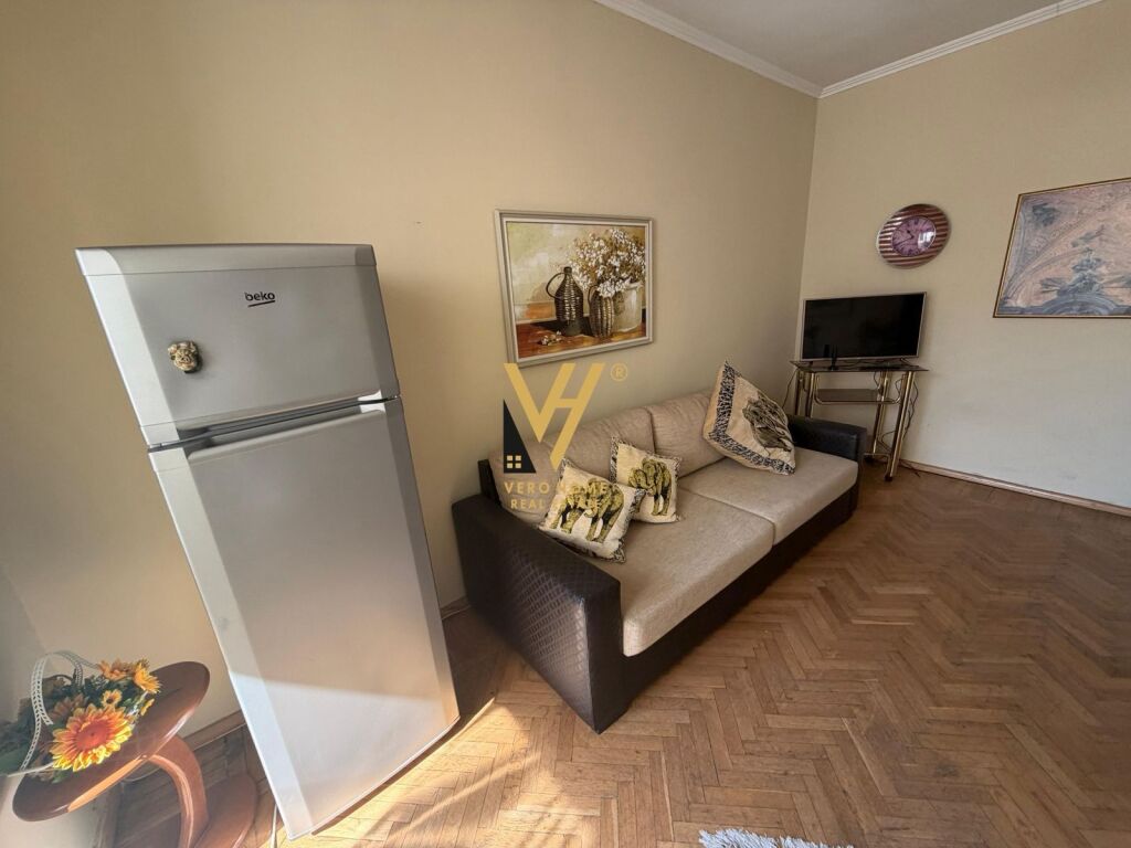APPARTAMENTO 1+1+BLK IN AFFITTO IN DOLLARI, CENTRO 60.000 LEKE