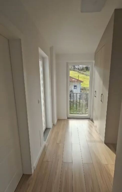 Jepet me qera super vile 3 Kate + oborr +2 post parkime kompleksi " Vılat Lule" Mjull Bathore,Sauk Tırane.