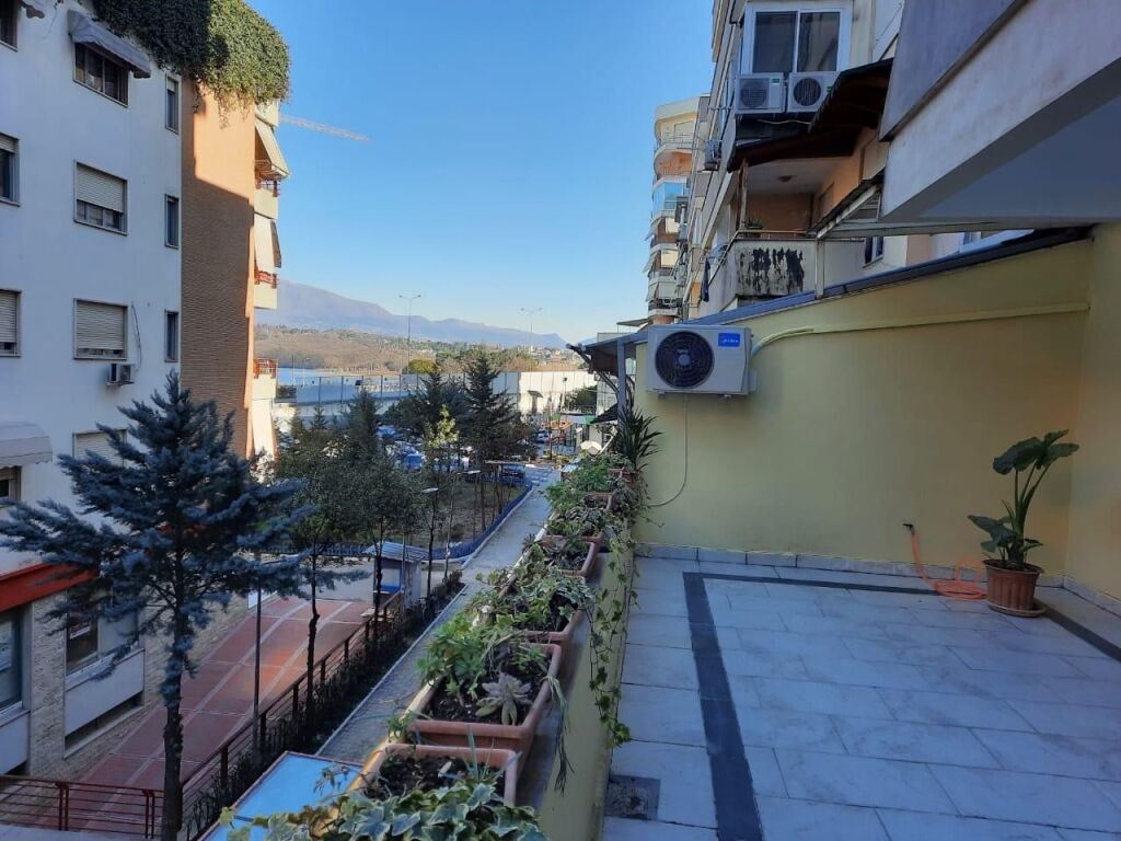 Apartament 1+1 me qira tek Kopshti Zoologjik!