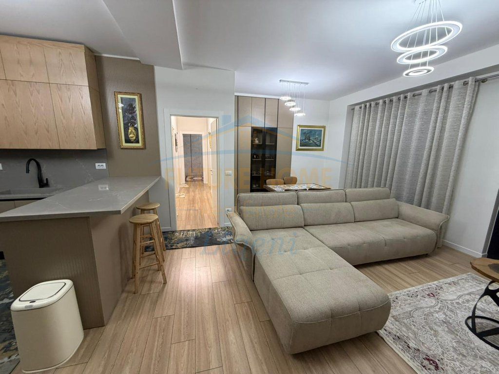 Affitto, Appartamento 3+1+posto auto Garden Building Tirana