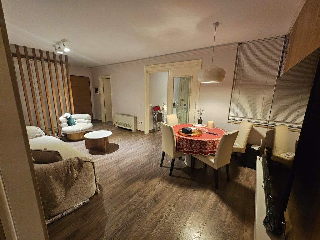 FOR RENT APARTMENT 3+1+2 WITH PARKING SPACE NEAR THE DRY LAKE