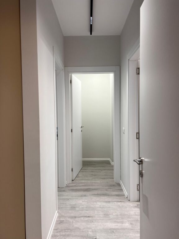 Jepet Me Qera Apartament 2+1+2 Tualete + 1 Post Parkimi + 1 Ballkon