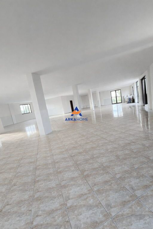 BUSINESS PREMISES FOR RENT 430M2 "MARTIN CAMAJ STREET CONTINUATION OF THE RING BEACH-PLEPA" 85000 LEKE