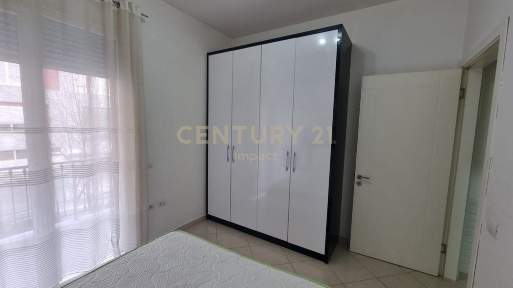 Apartment 1+1 for rent in the 21 Dhjetori area, on Muhamet Gjollesha Street, Tirana.