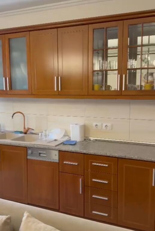Apartment 2+1 for rent – Commune of Paris, near Kristal Center