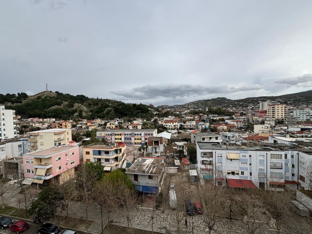 🏡 OPPORTUNITY FOR SALE IN Rruga e Re – Vlorë!