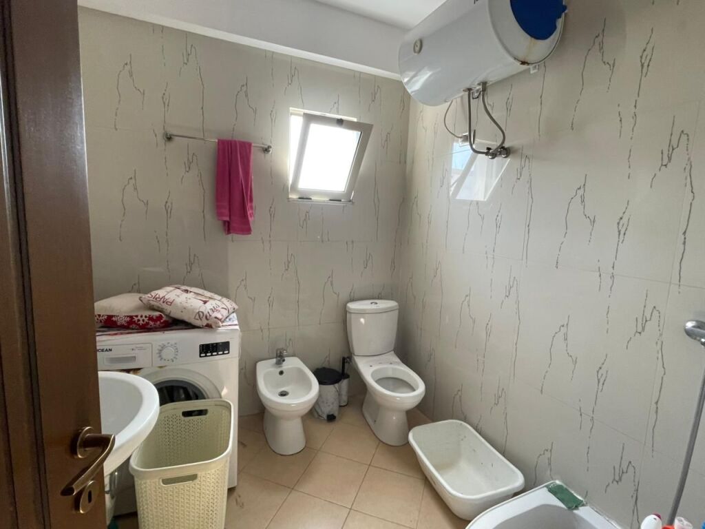 Apartment 2+1+2 for rent near the Hospital, Durres.