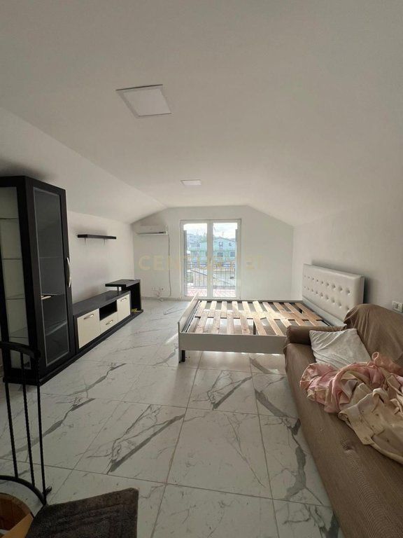 For rent the 2nd floor of a private house + attic, near the Stadium, Durres 500 € /Month