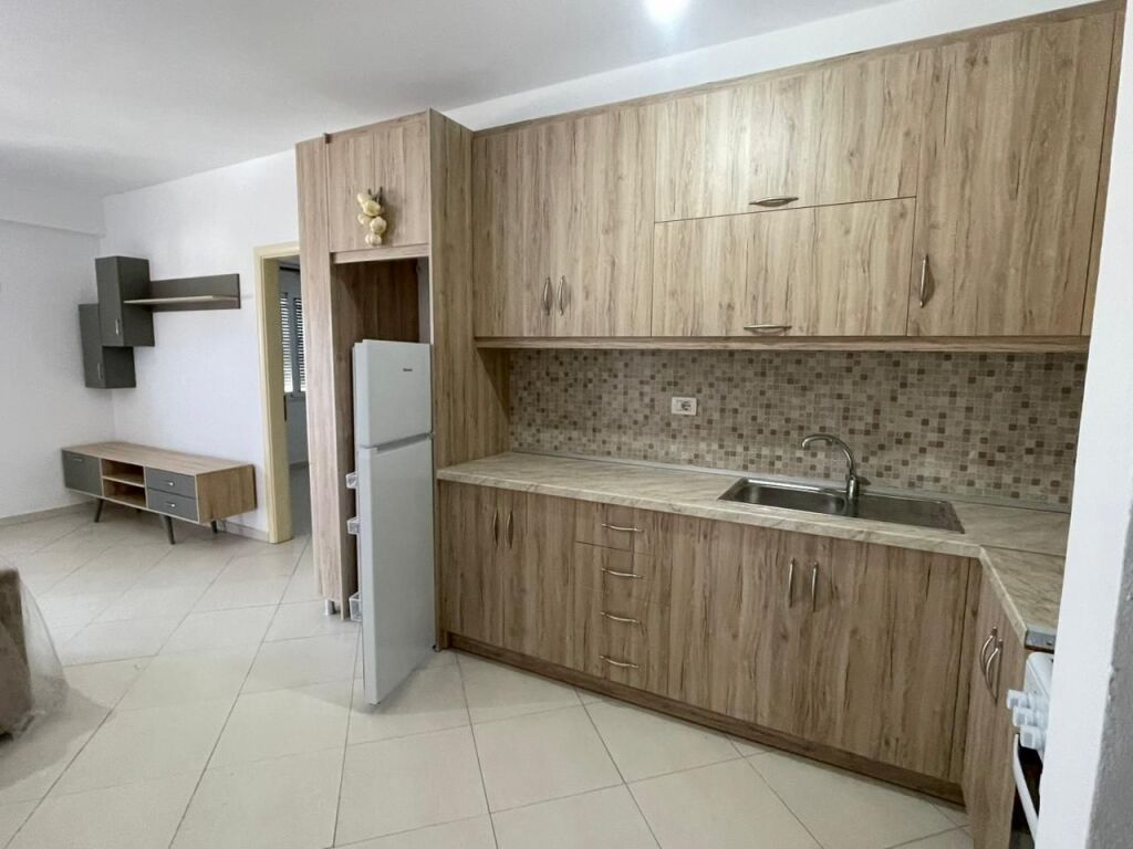 Appartamento 1+1 in affitto a Spitallë, Durrës.