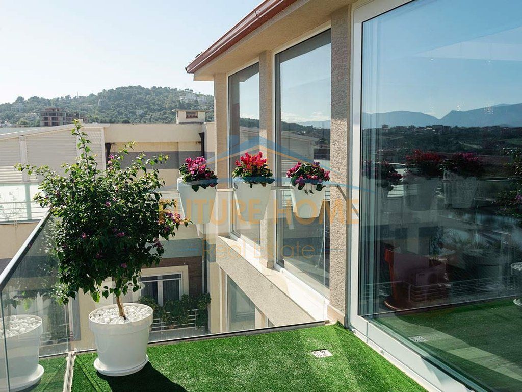 Shitet, Apartament 2+1+2, Liqeni i Thate