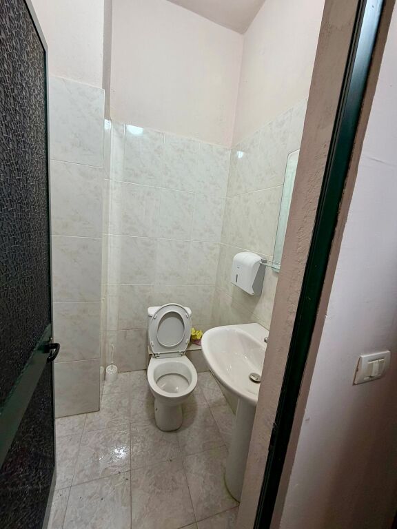 📣 QERA Ambient Zyre 📍 Prane 21-Dhjetorit ✨  
