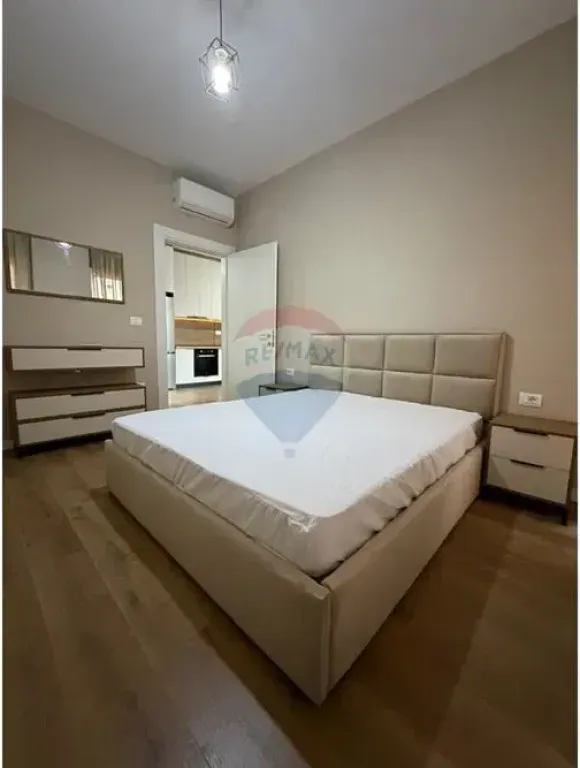 APARTAMENT I INVESTUAR1+1 PER QIRA TE UNIVERS CITY