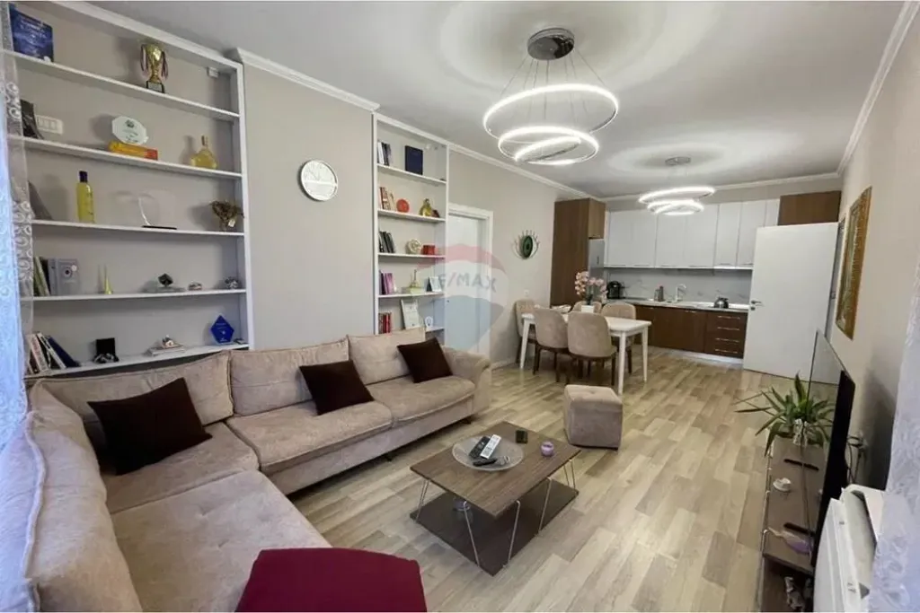 Apartment 2+1 for sale – Pharmacy Area 10
