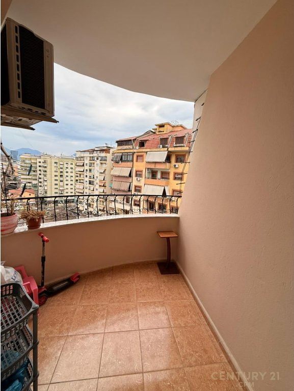 JEPET ME QIRA APARTAMENT 2+1 NE KOMUNEN E PARISIT