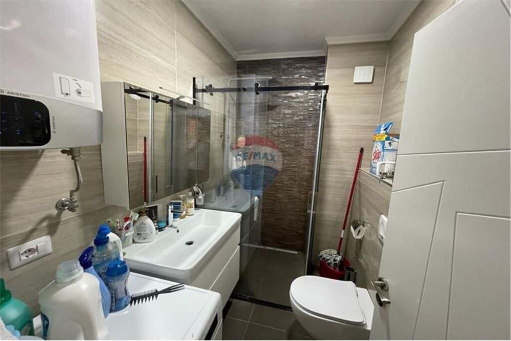 APARTAMENT 2+1+2 PER QIRA TE GJIMNAZI PARTIZANI - Pamja 4