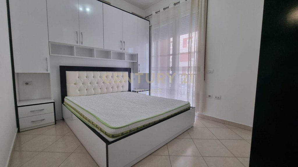 Apartment 1+1 for rent in the 21 Dhjetori area, on Muhamet Gjollesha Street, Tirana.