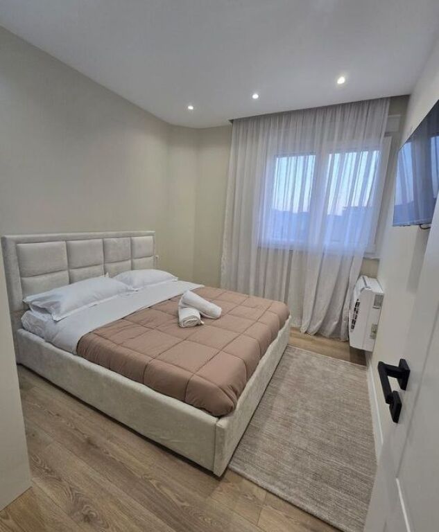 Viale Zogu il Primo-Appartamento 1+1 in affitto