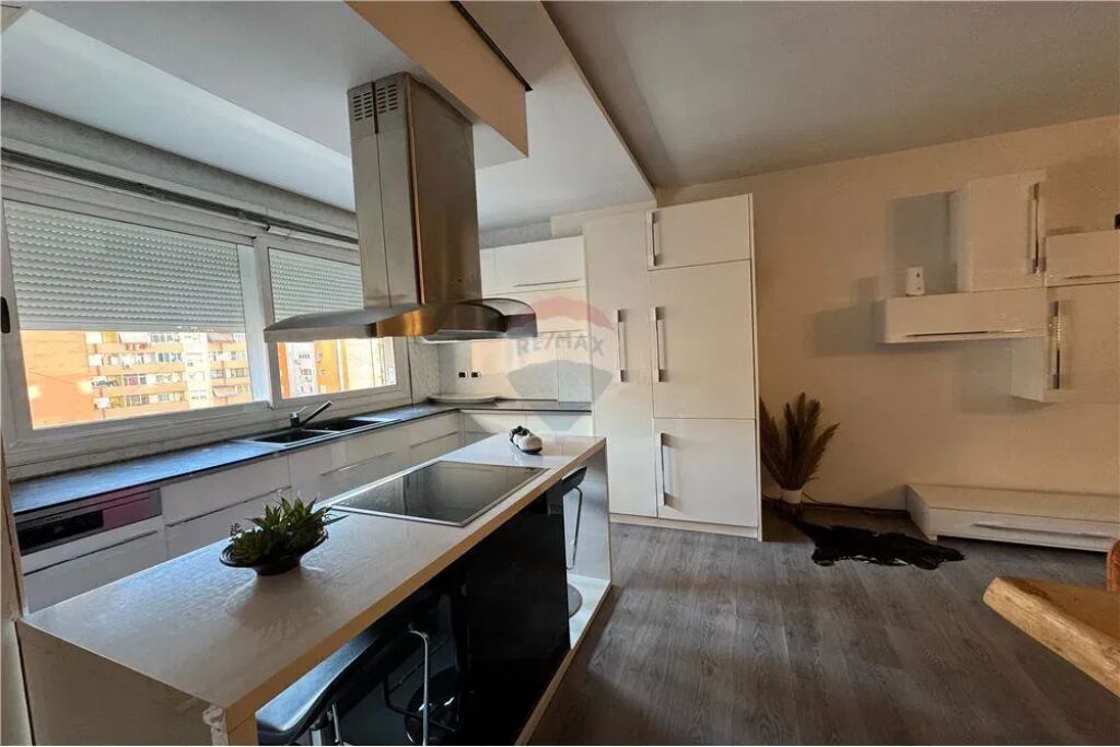 -Apartament 2+1 per qira, Komuna e Parisit-