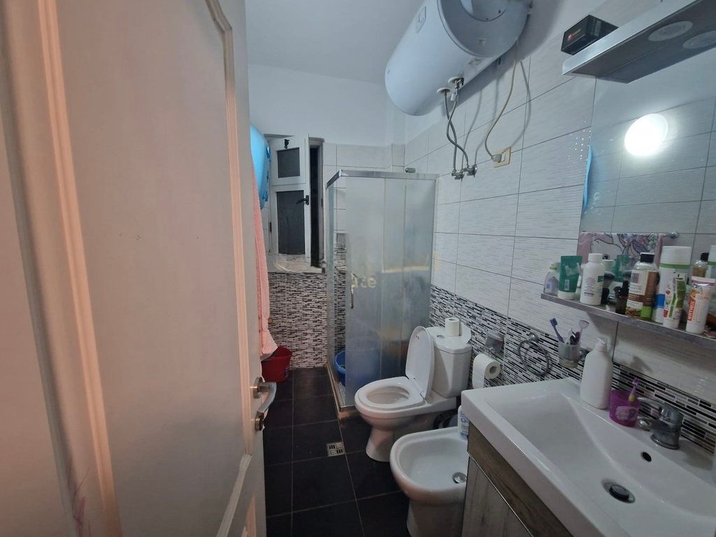 1+1 apartment for sale on Mine Peza street