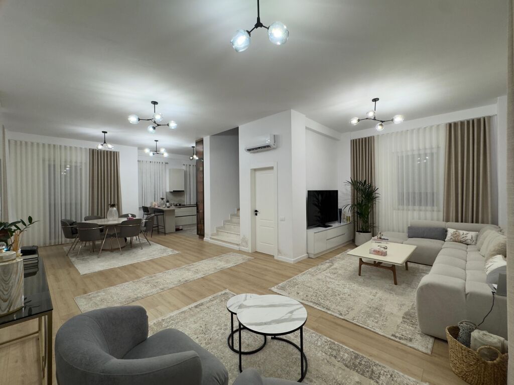 🏡 VILLA IN AFFITTO 3 PIANI – MJULL BATHORE, VILA LULE